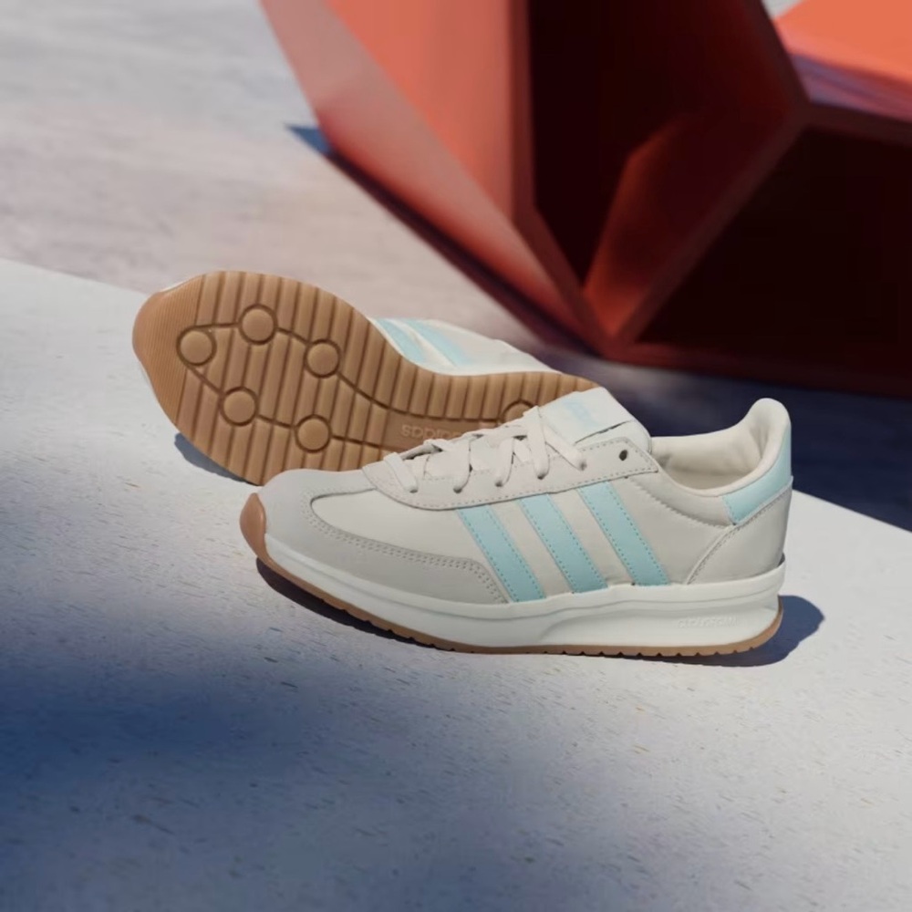 Adidas Women's Run 70’s 2.0 Semi Flash Aqua / Off White - Picture 3 of 10
